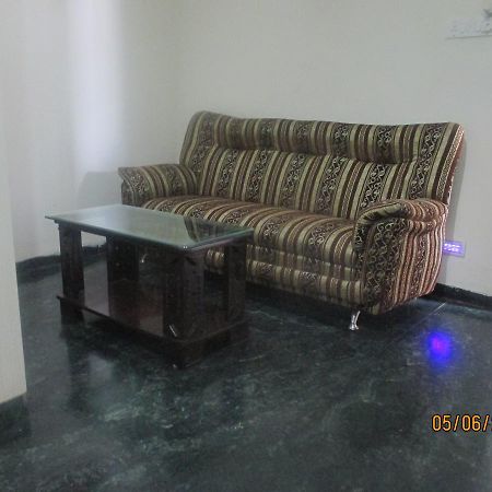 A.R Grand Hotel Visakhapatnam Exteriör bild
