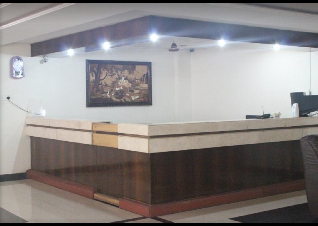 A.R Grand Hotel Visakhapatnam Exteriör bild
